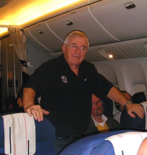 Alain JARDEL dans l'avion de retour du Brésil avec la 5ème place acquise aux championnats du Monde 2006 de Sao Paulo.