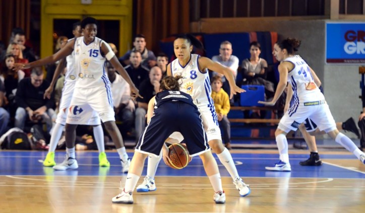 C'est un mur blanc qui se dresse face à Isis ARRONDO
