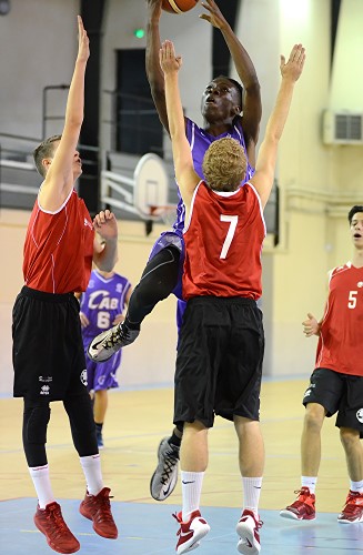 Christophe METOGHO en action face à Fabrègues