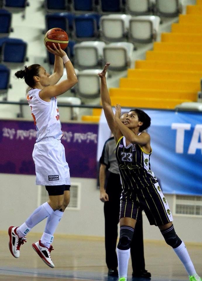 Ana playing for Mersin