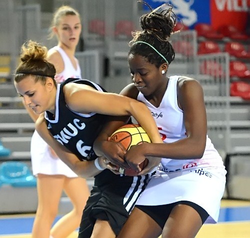 Leslie MAKOSSO et Lyon basket vainqueur à l'issue d'une rencontre accrochée et disputée