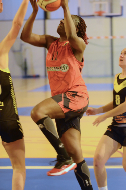 Avec le bonjour de Marie-Frédérique AYISSI, 28 points ce soir Avec le bonjour de Marie-Frédérique AYISSI, 28 points ce soir