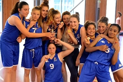 Les U15 Région du BLMA (avec Carla SERRIPIERRI absente de la photo) : Championnes !