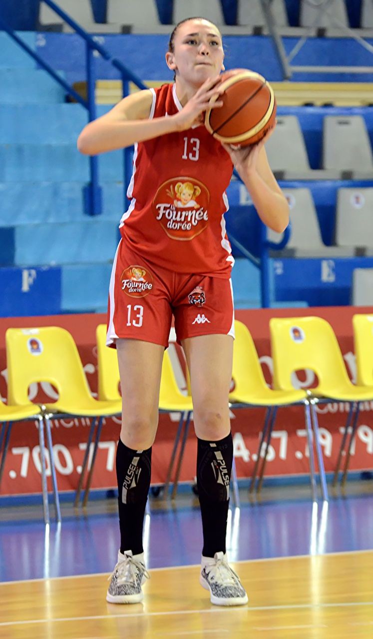 1_Chauveau_De_Loin_F