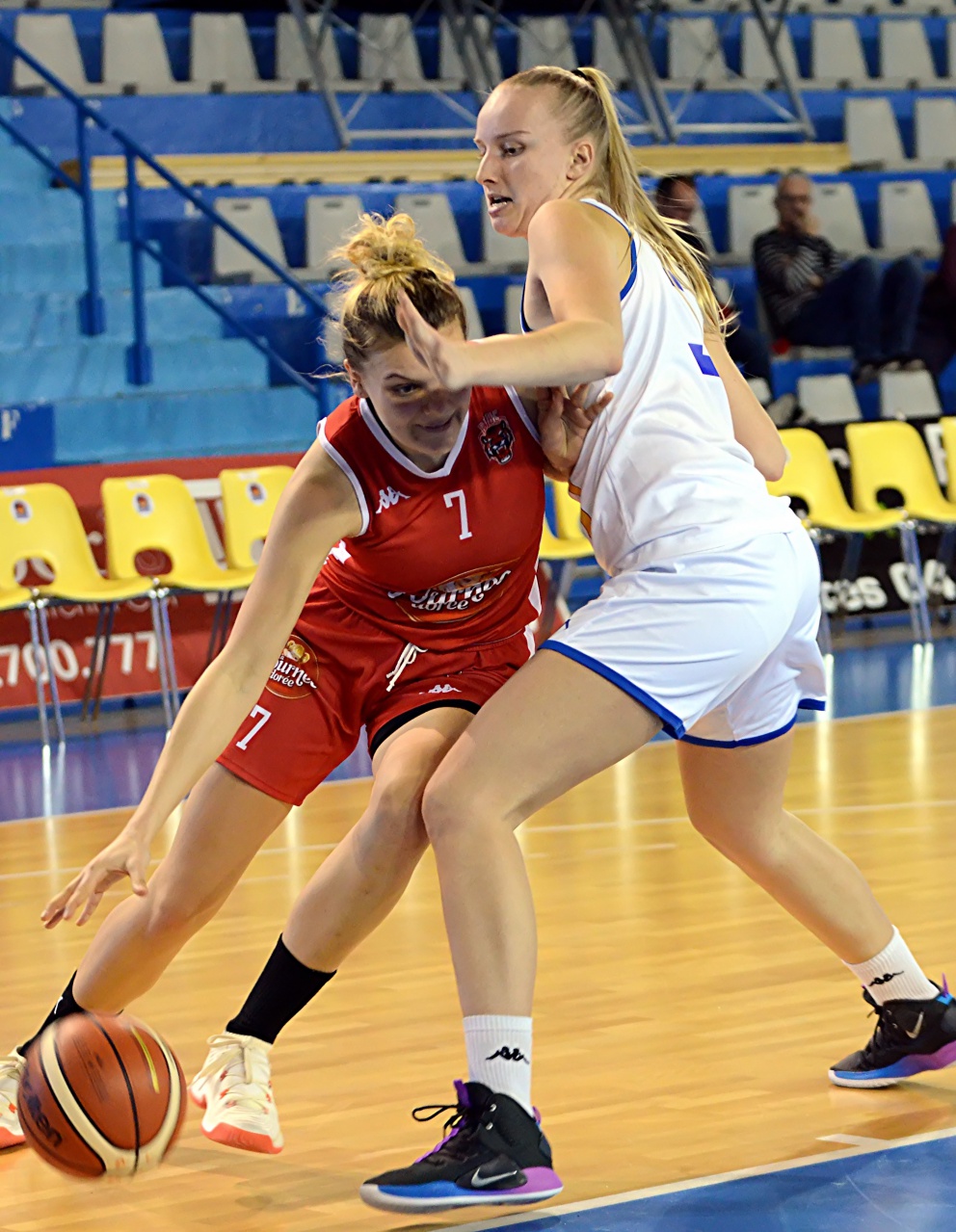 1_Farkasova_Anaïs_3_F