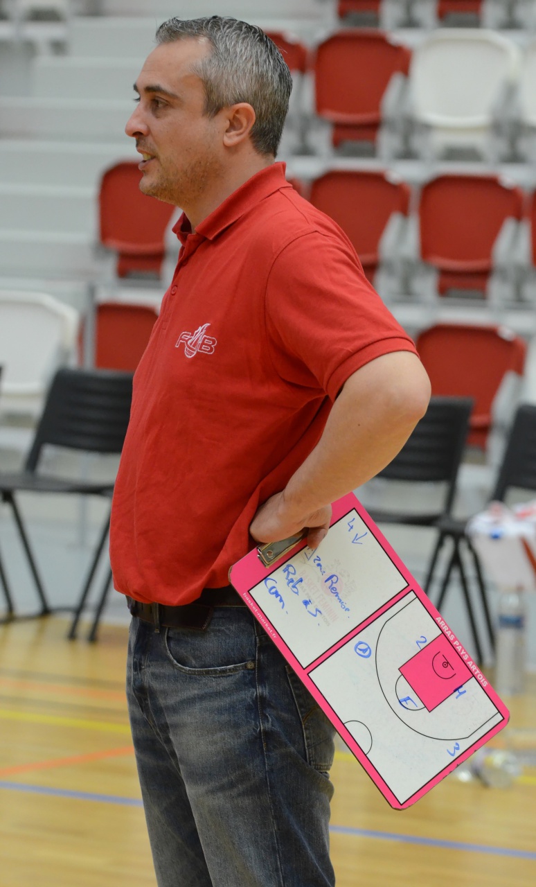 1_Coach_Pierre_Davenel_F