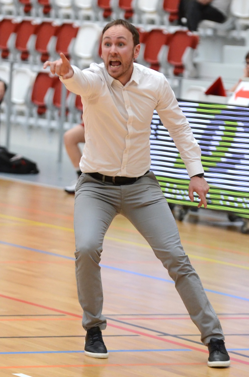 Coach_Corentin_Mahe_F