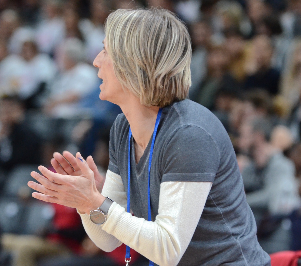 0_Coach_Dessislava_Anguelova_Applaudit