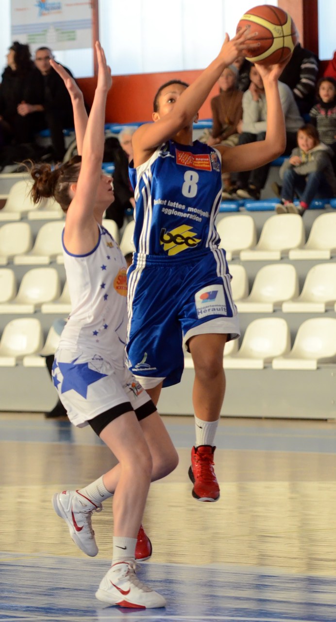 Cassandra_Au_Cercle_F