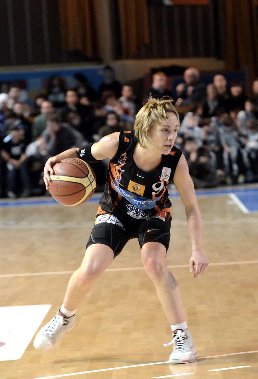 BLMA_Bourges_Dumerc_Seule_F