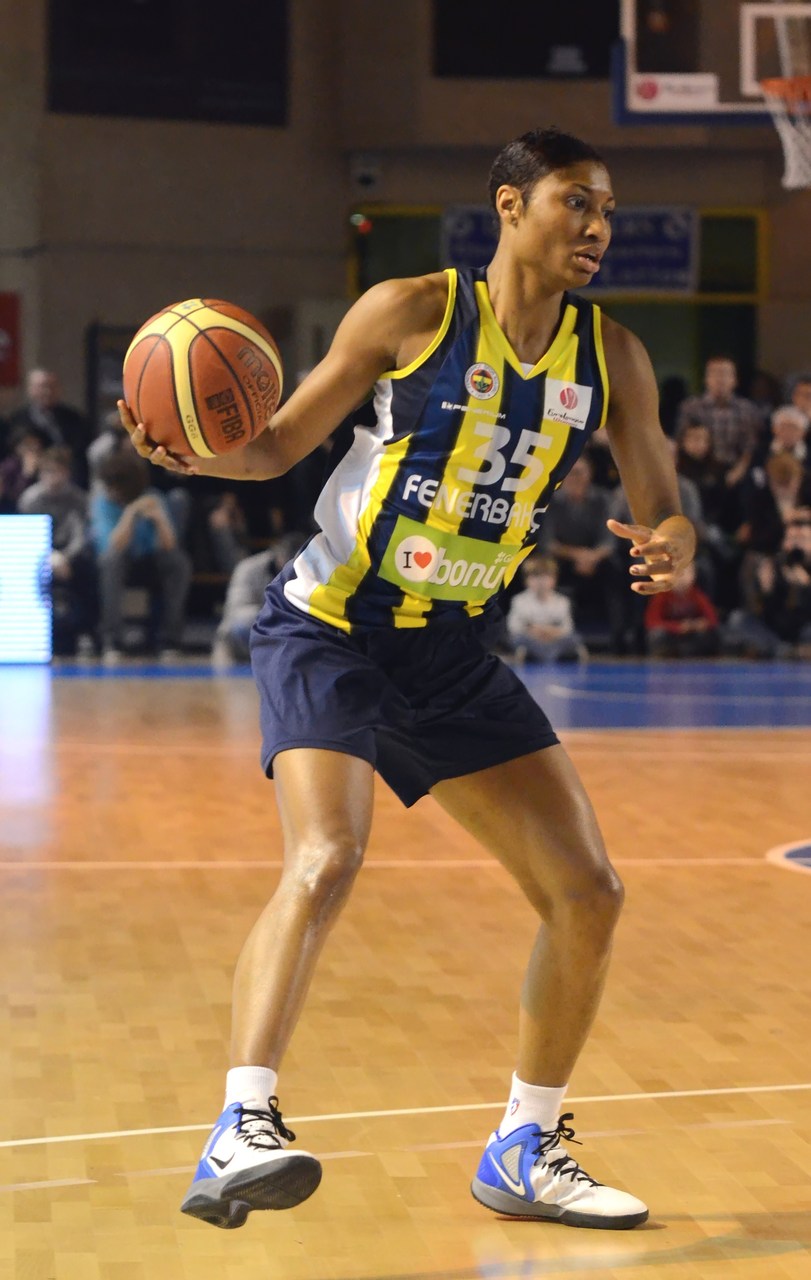 McCoughtry_Seule_F