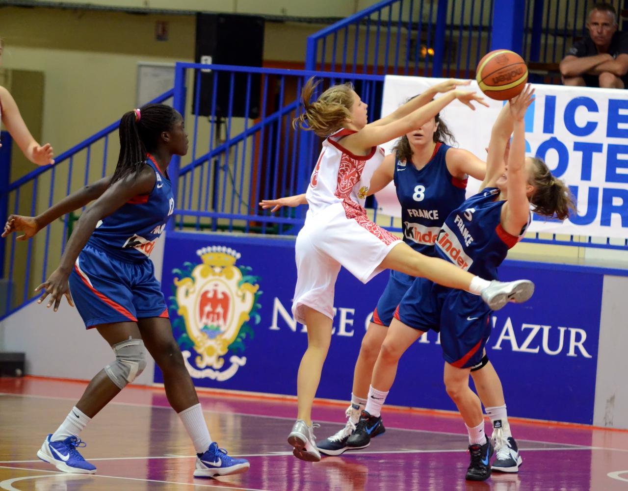 RUS_Levchenko_Tir_N_Importe_Comment_F