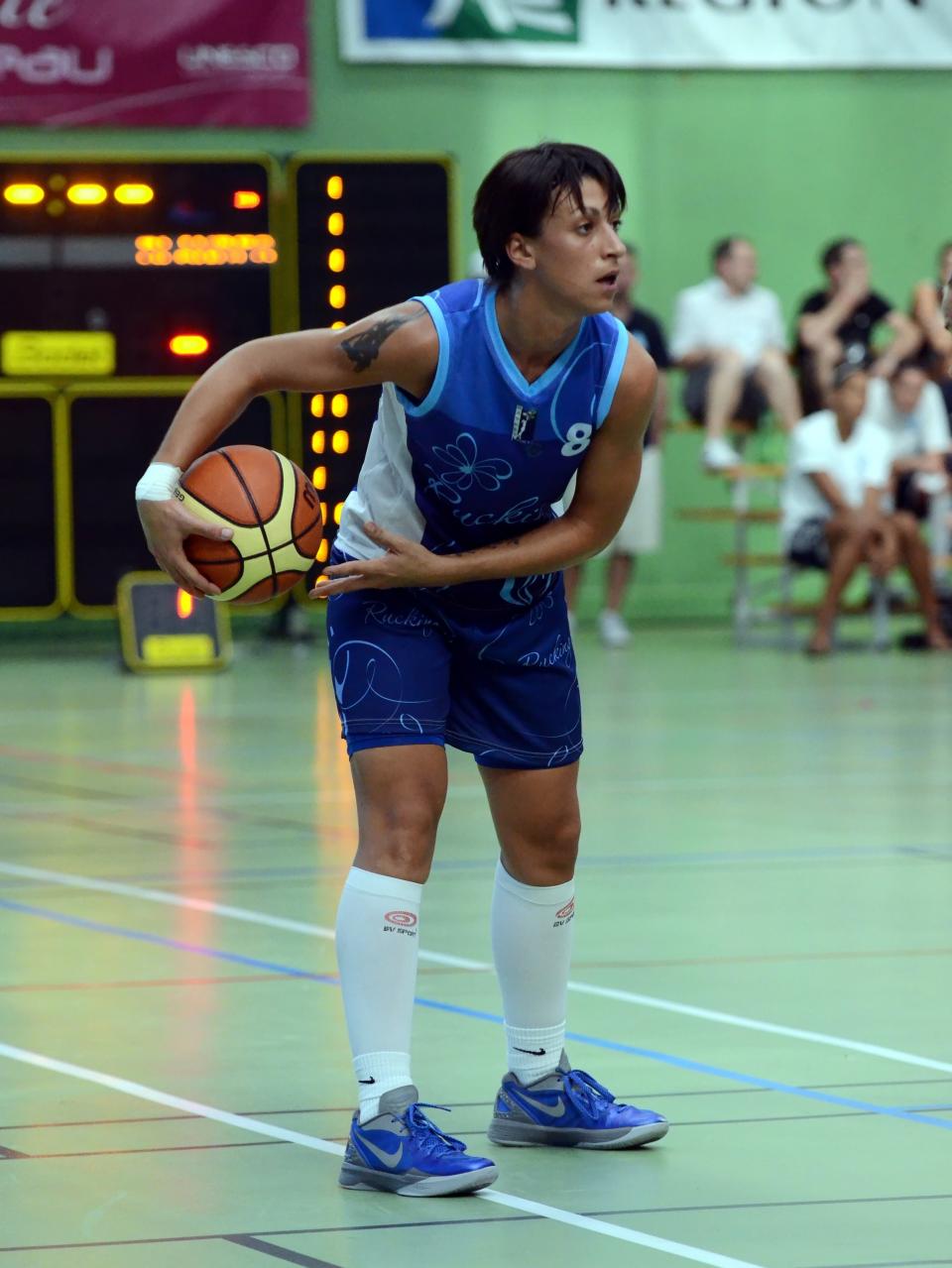 2_Le_Gluher_Protège_F