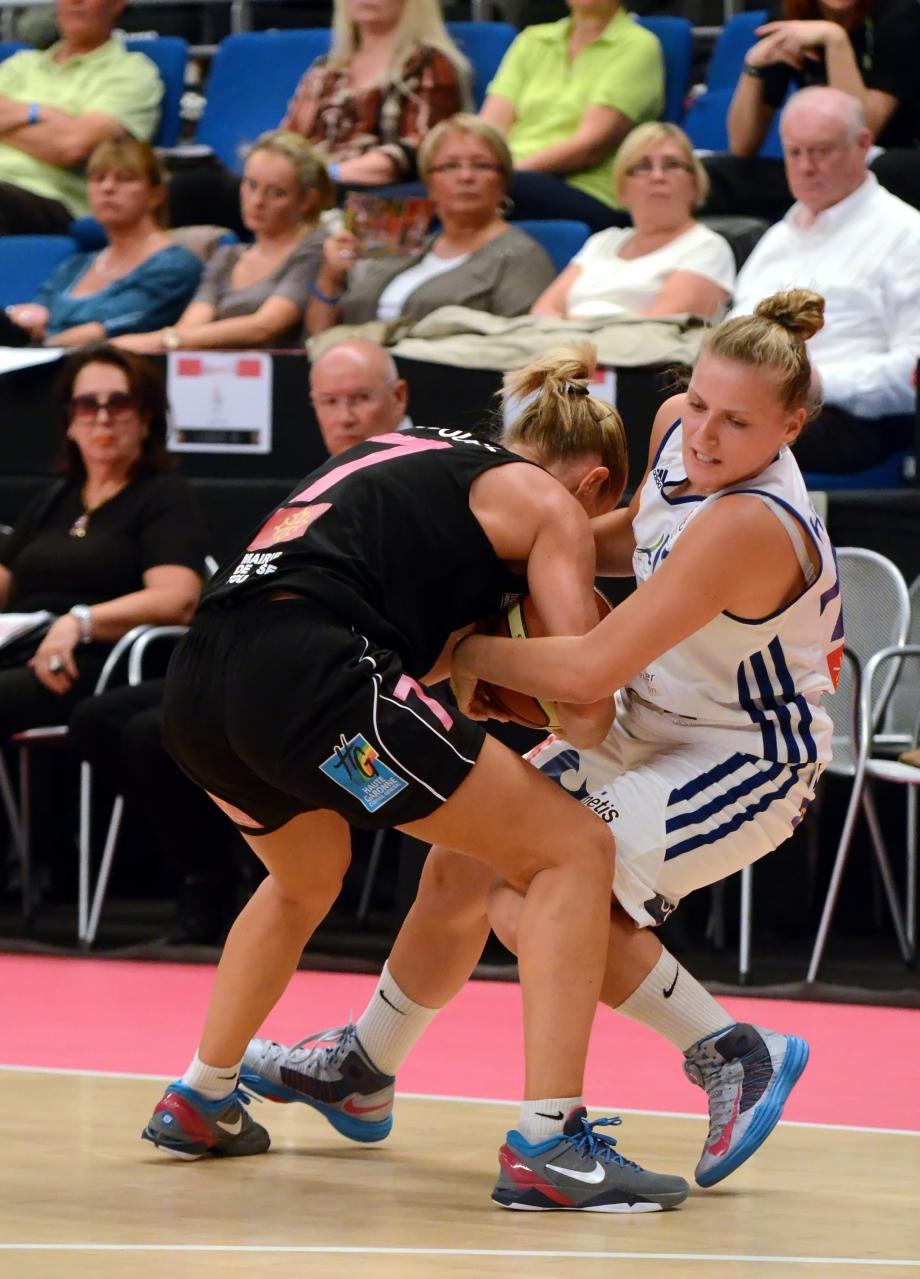 Mégane_Ballon_Arraché_F