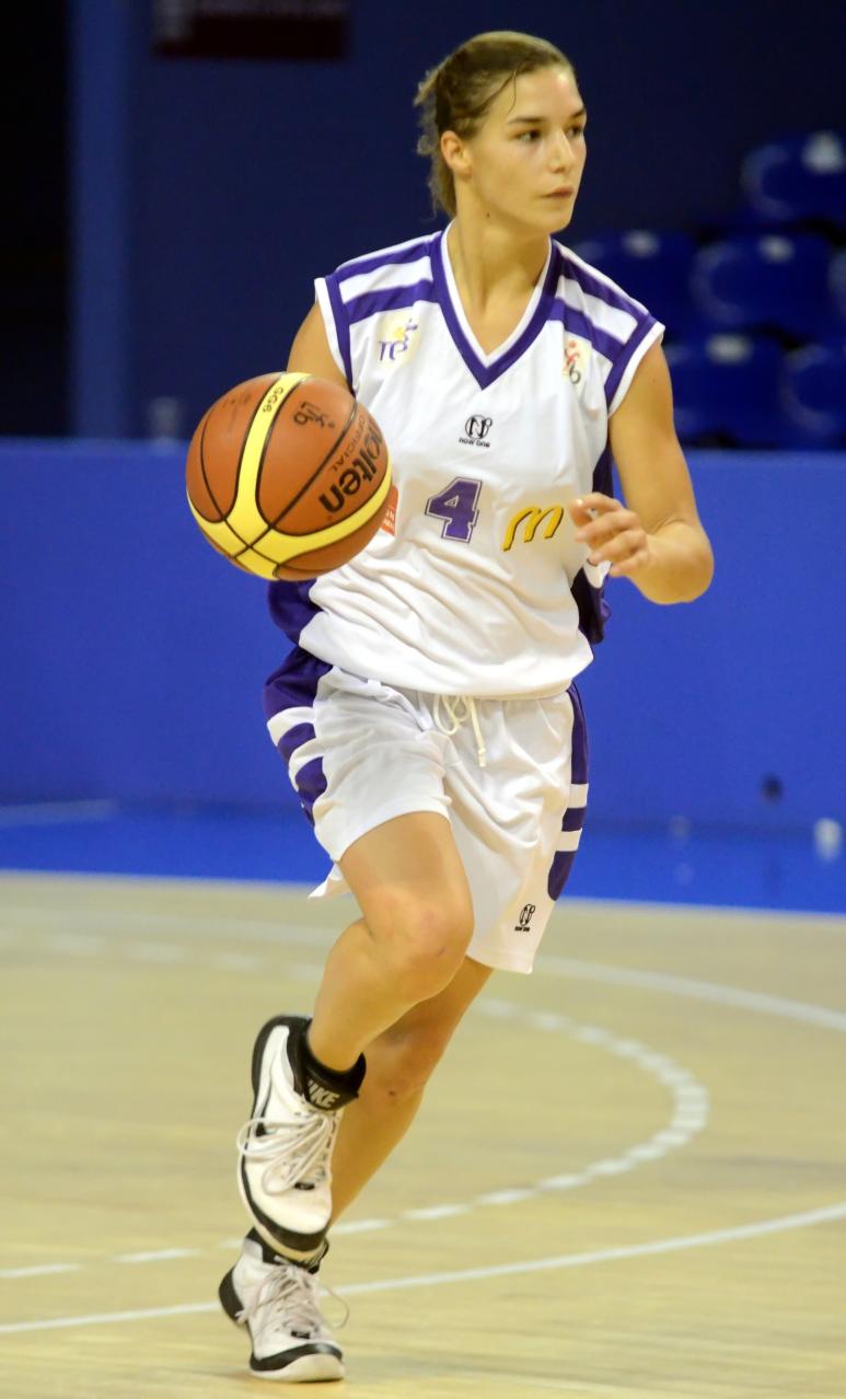 JustineT_Monte_Ballon_F