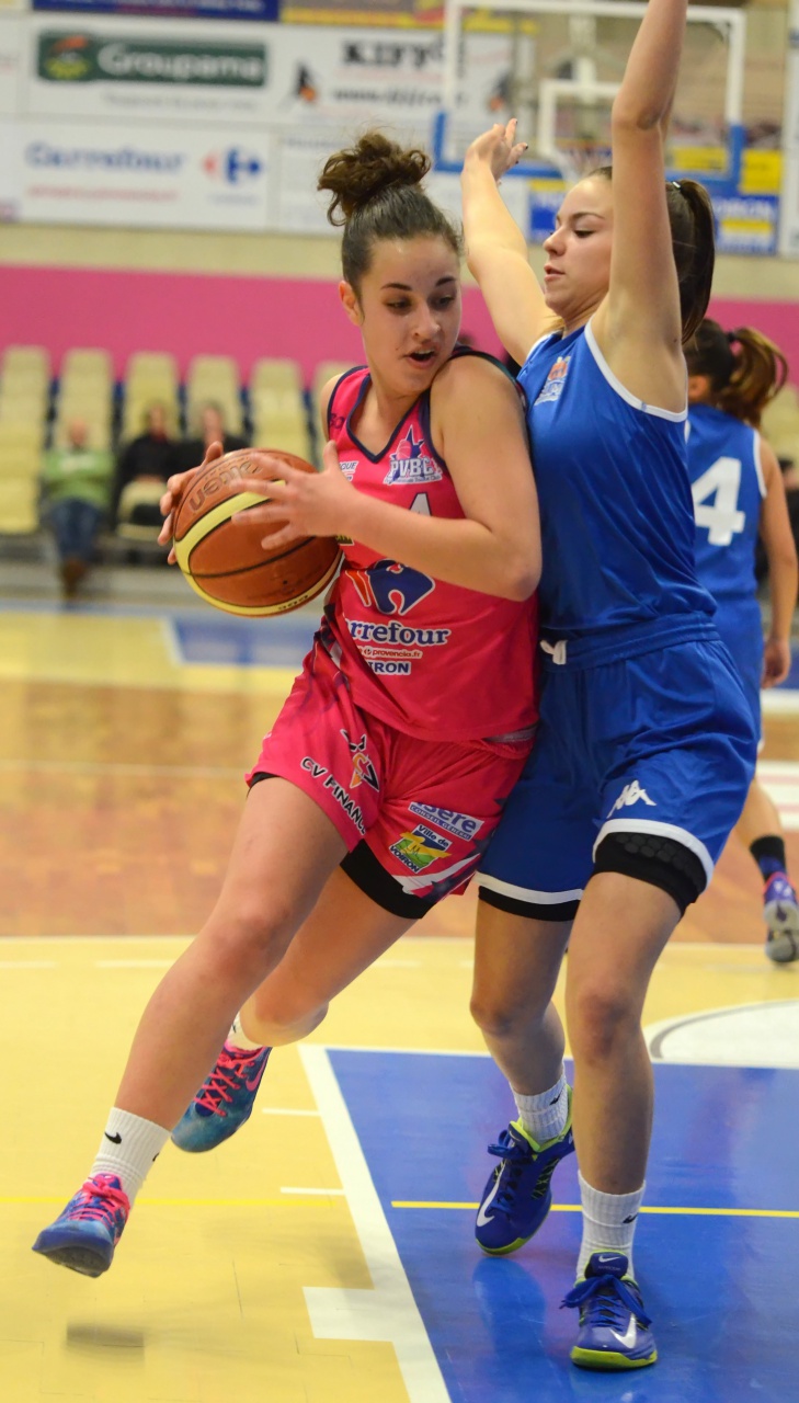 Camille_Défend_Radakovic_F