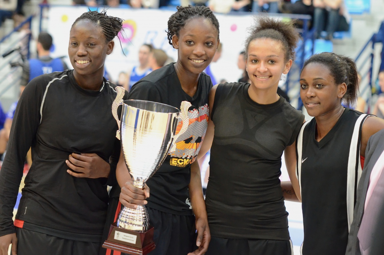 Cassandra_Coupe_Team_F