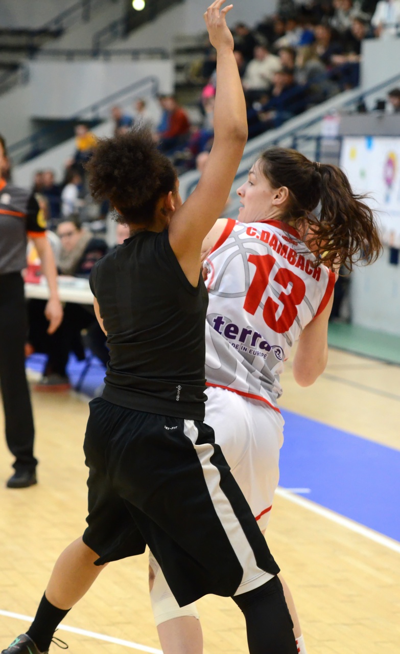 Cassandra_Défend_Sur_Dambach_F