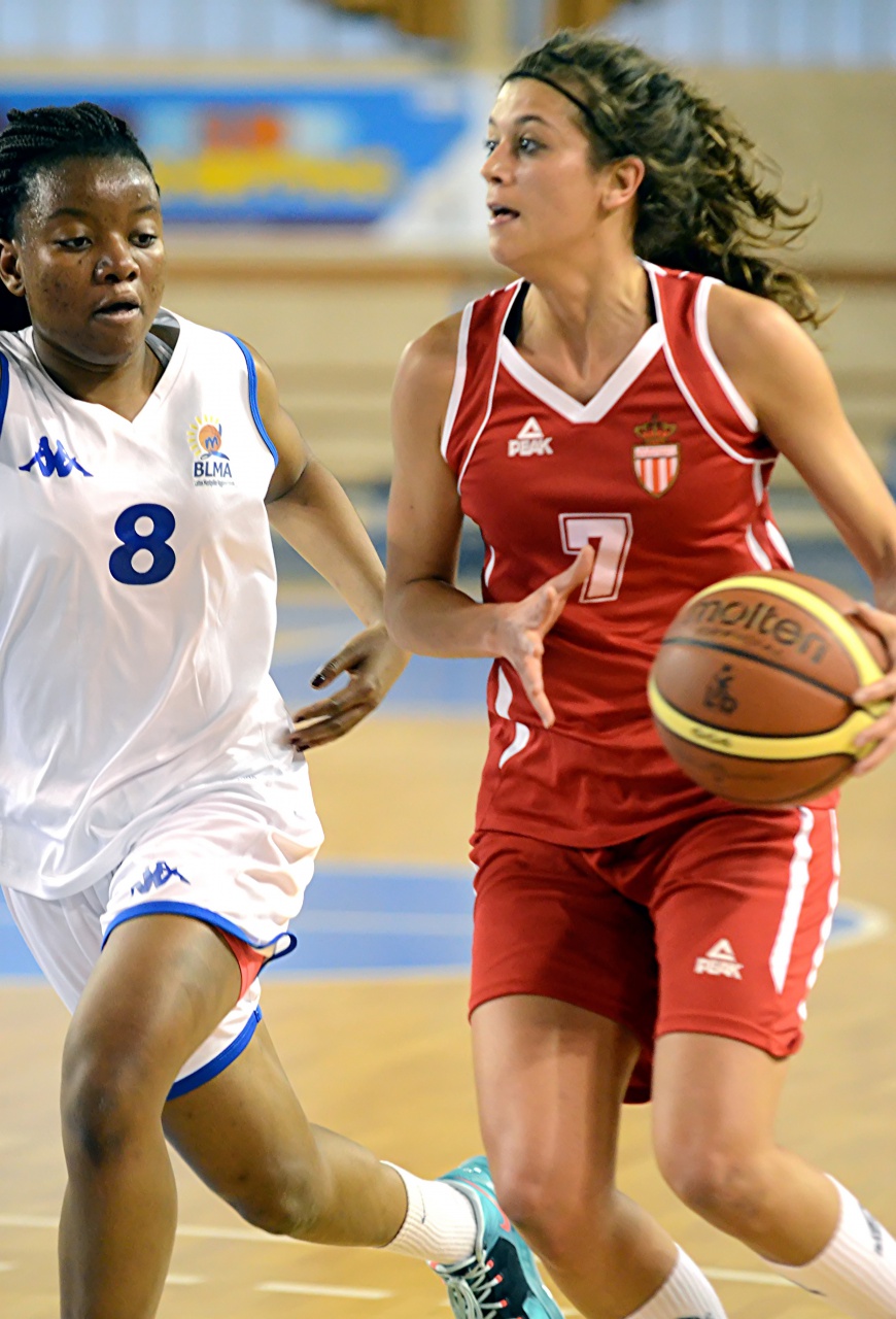 Johana_Défend_Peglion_F