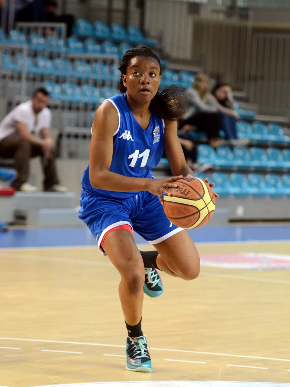 Johana_Seule_Attaque_F