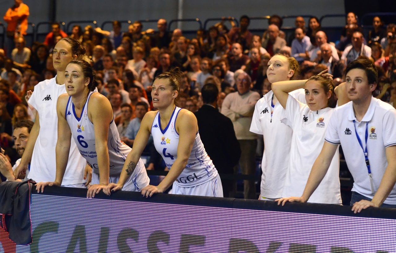 Banc_Fin_De_Match_2_F