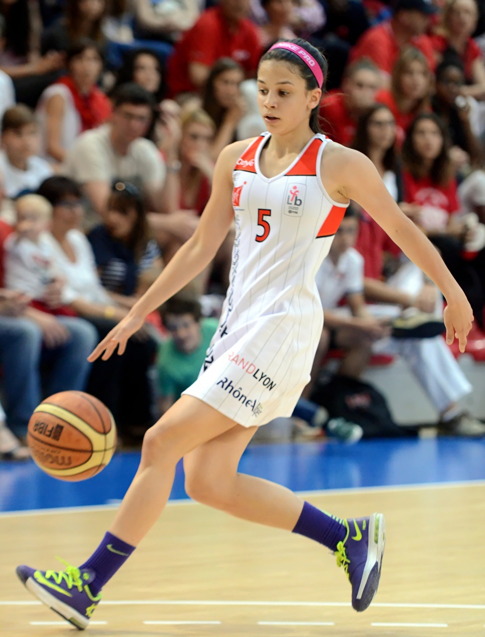 Franchelin_Dribble_F