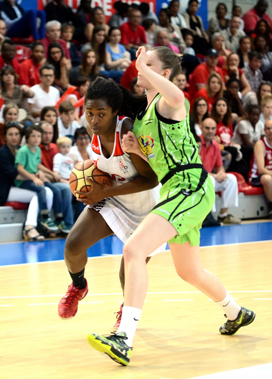 Ilouga_MBey_Faute_Sur_F