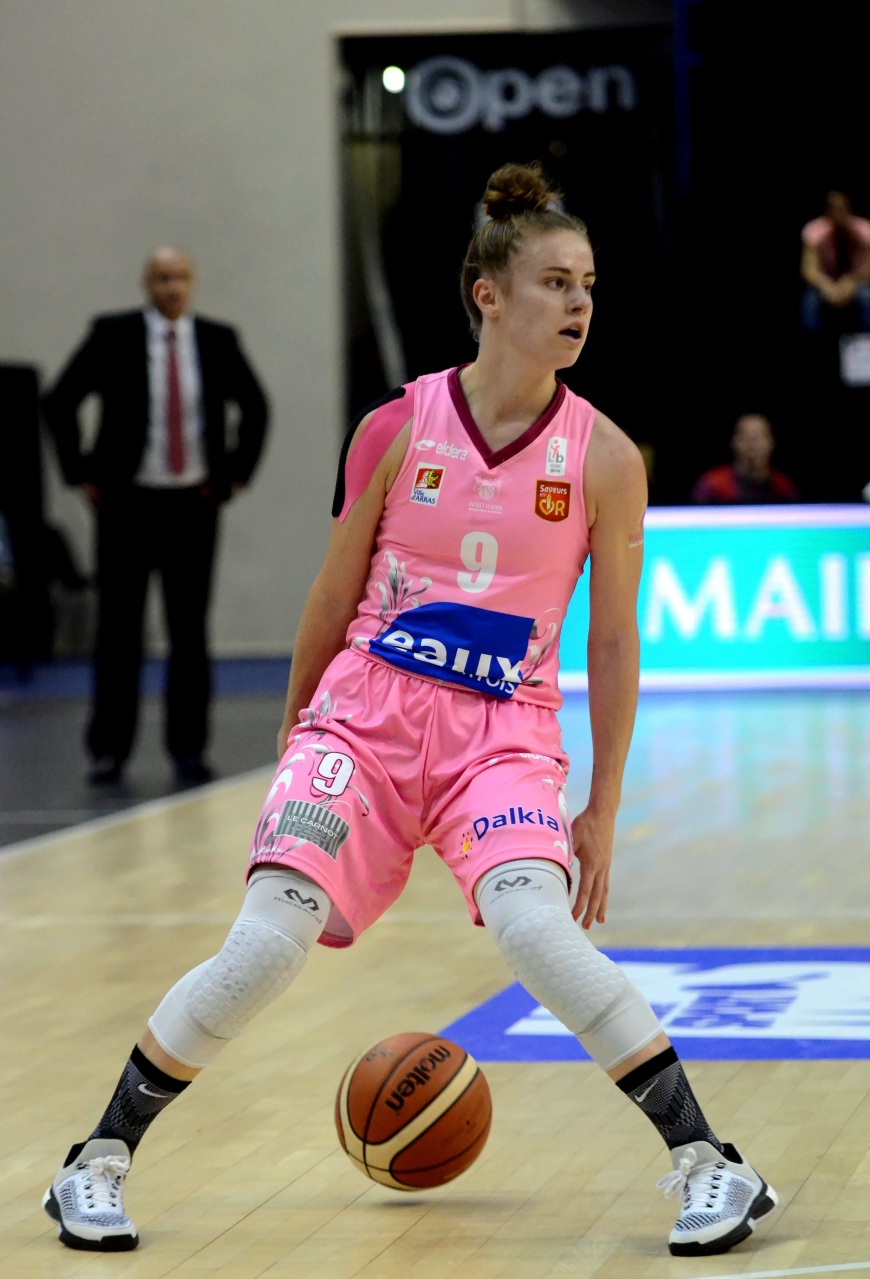 Duchet_Dribble_Derrière_F