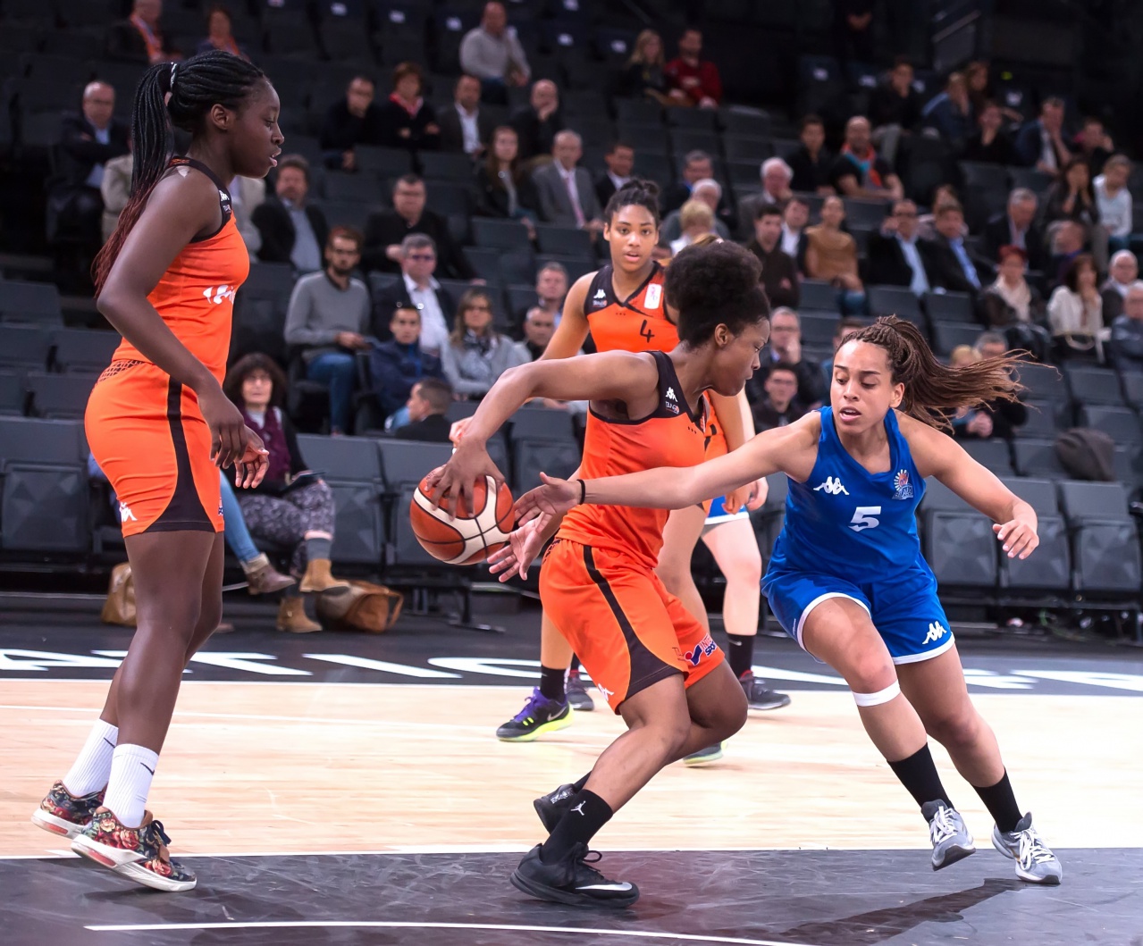 SG_Laura_Tente_Interception_F