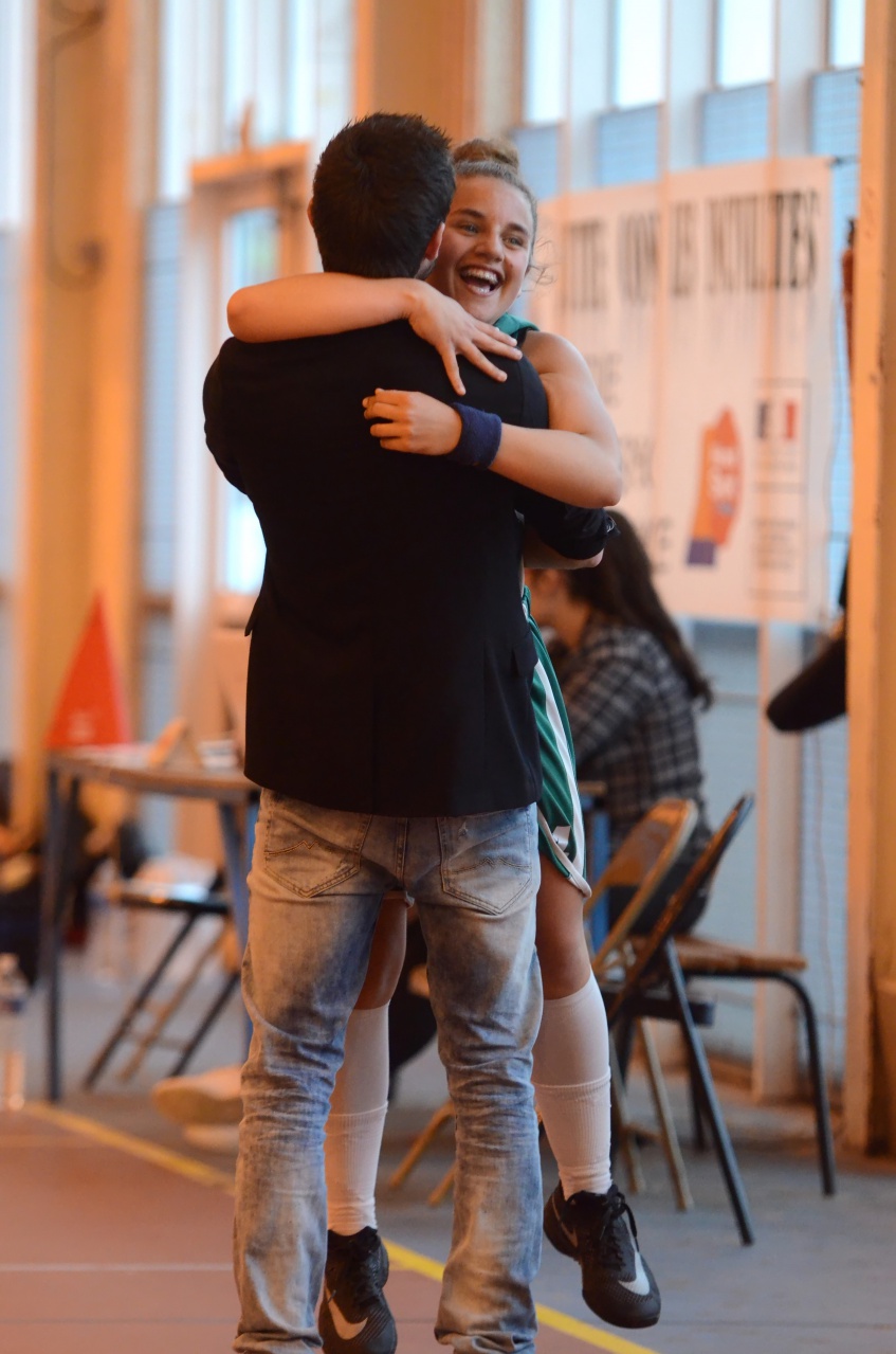 Dessaint_Bras_Coach_2_F