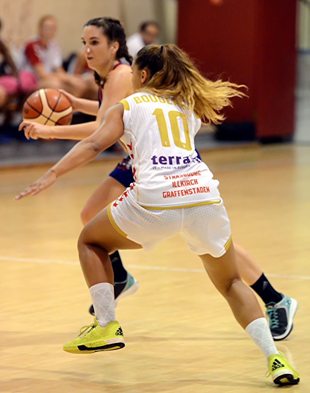 Aline_Bouderra_Défense_F