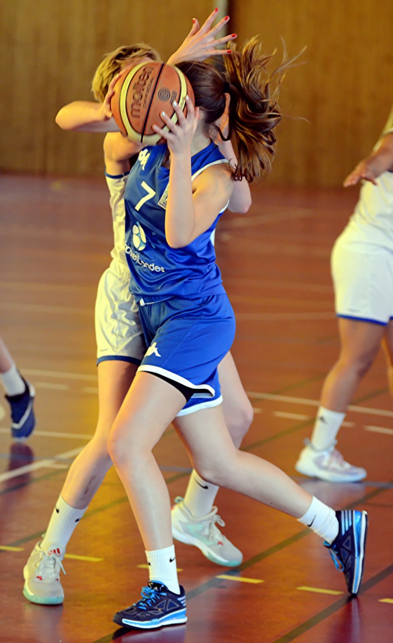 2_Carrau_Devant_Thais_F