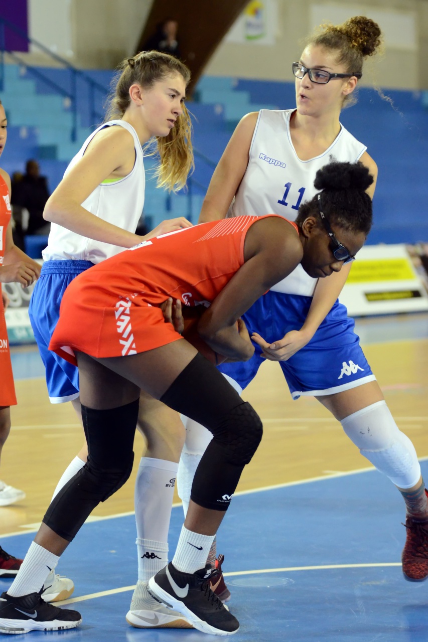 Sirine_Ballon_Disputé_F