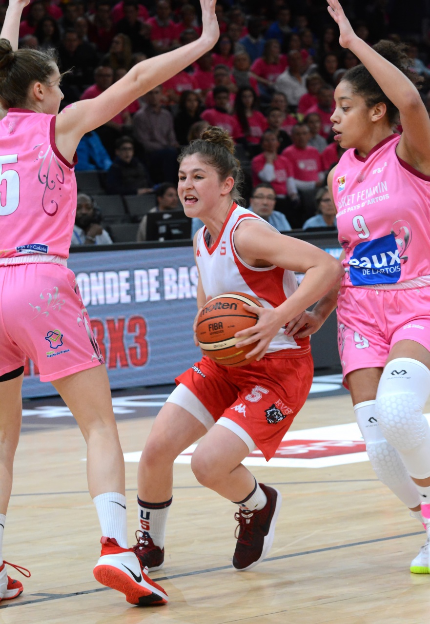 Pedroso_Sous_Le_Cercle_2_F