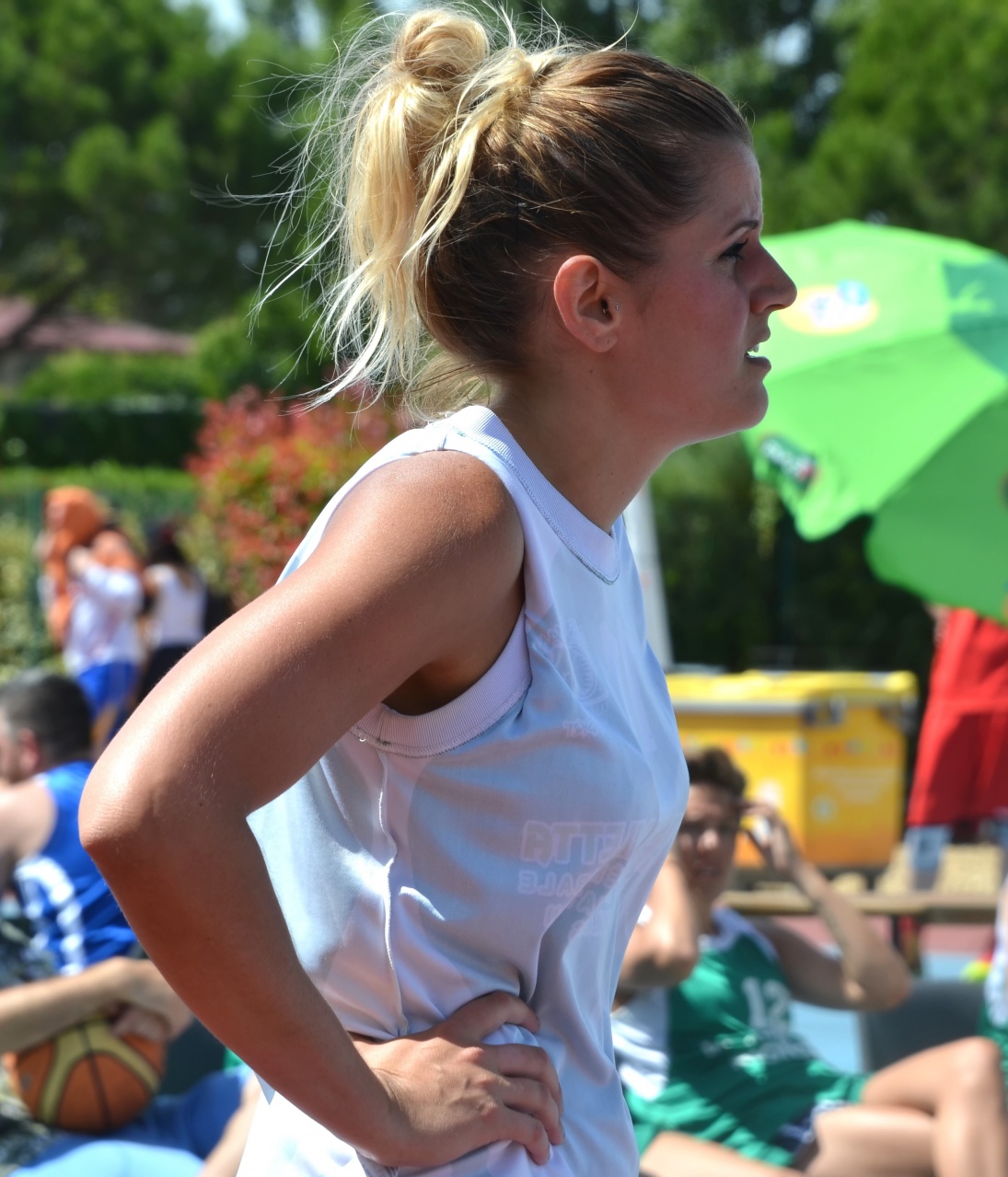 Ser_Briant_Pensive_F