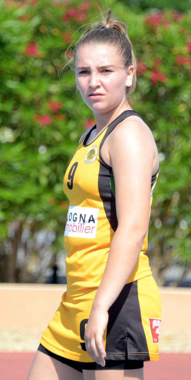 Nms_Tamburro_Regard_F