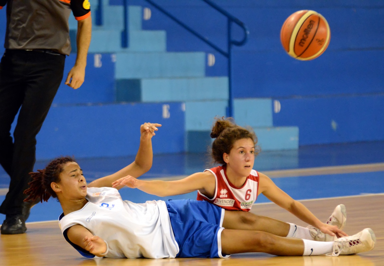 1_Ines_Girard_A_Terre_F