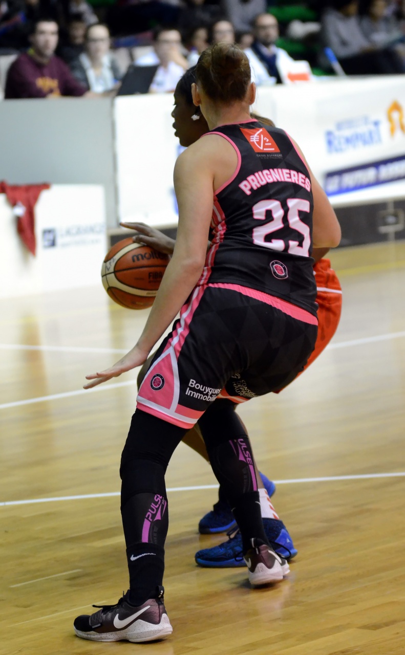 1_Prugnieres_Défend_F