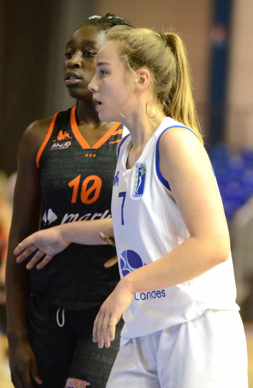 0_Mason_Sans_Ballon_F