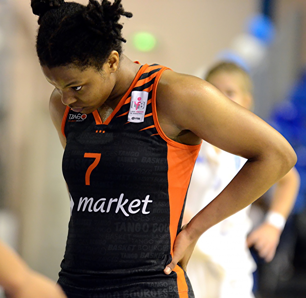 0_Monpierre_Regard_F