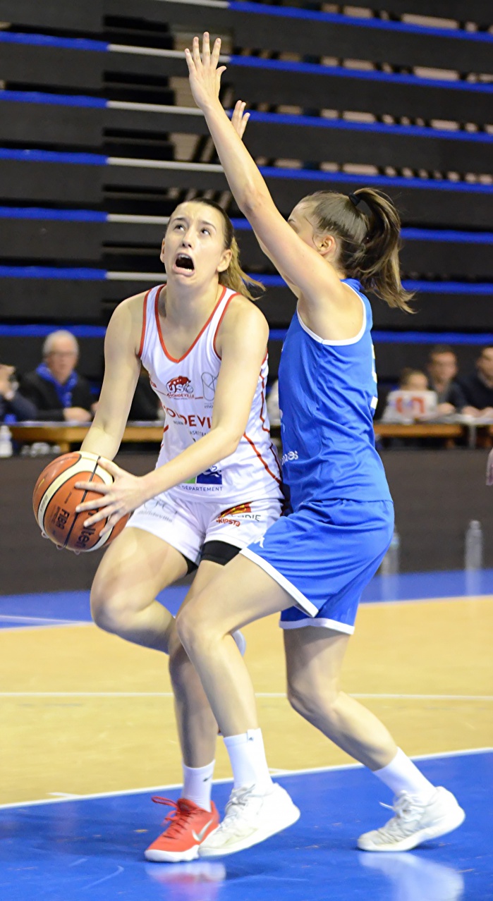 Bundgaard_Défendue_F