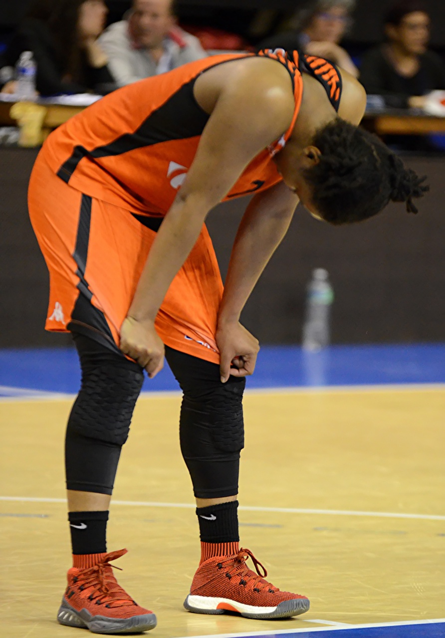 0_Monpierre_Tete_Basse_F