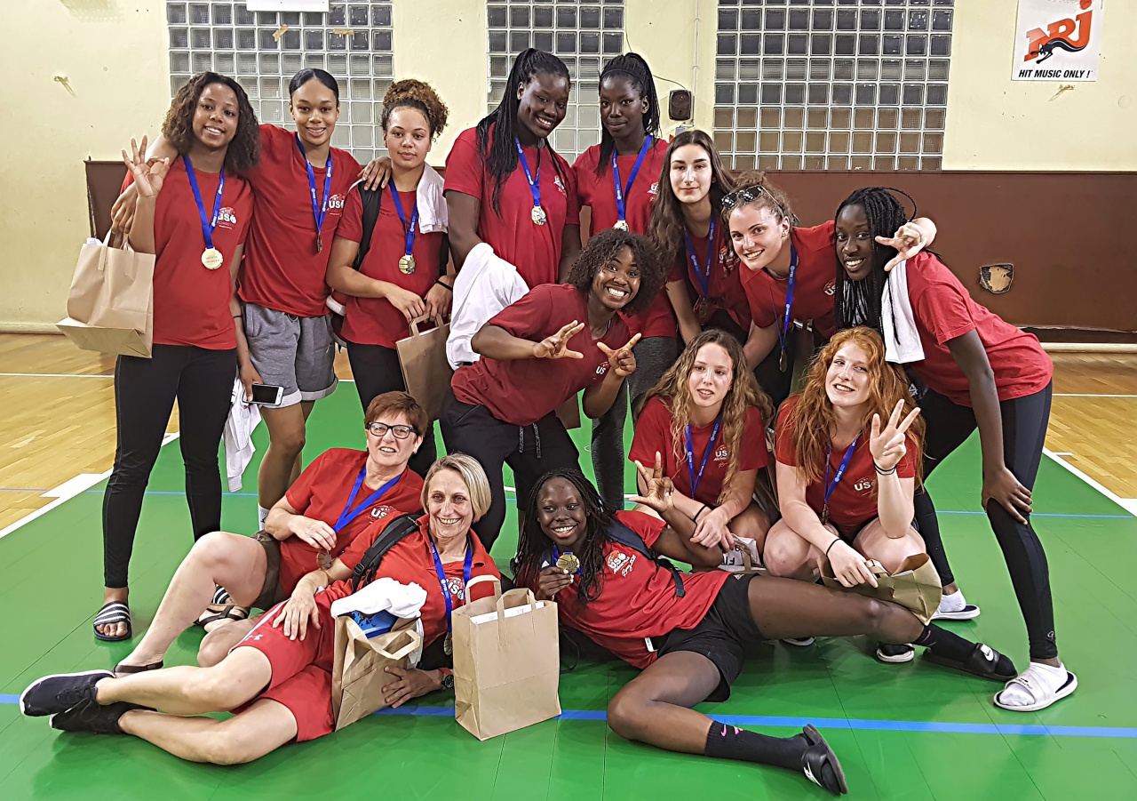 Mondeville_Troisieme_F