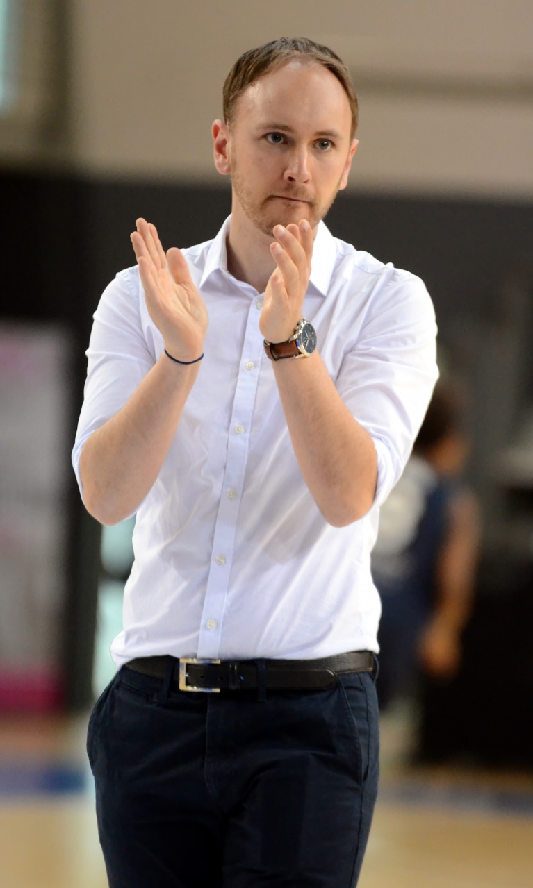 1_Coach_Corentin_Mahe_F