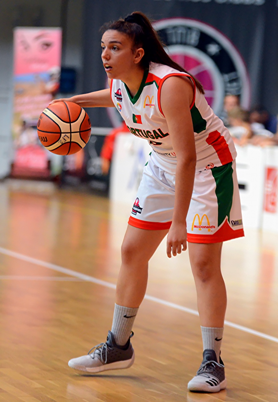 1_Junqueira_Cherche_F