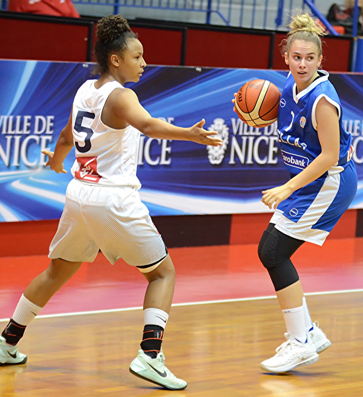 Fra_Gre_Debroise_Polymeni_F