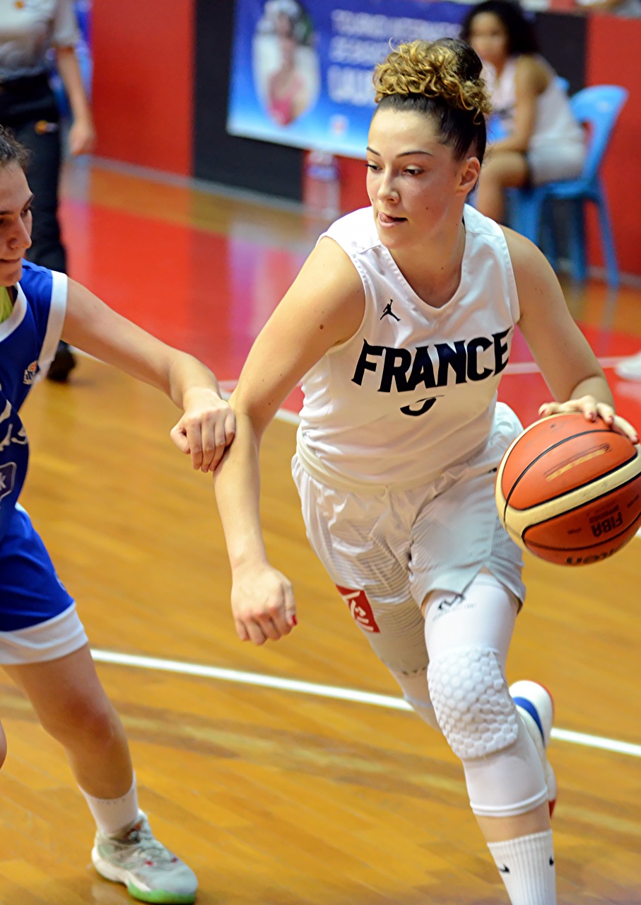 Fra_Houpline_Attaque_F