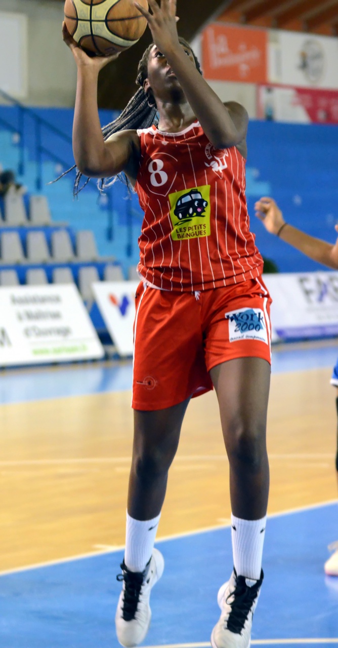 Akomatrsir_Au_Cercle_2_F