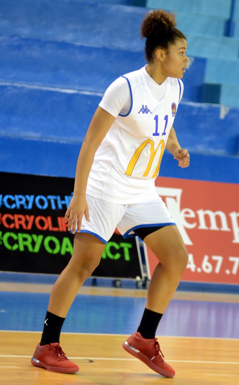 0_Elyah_Sans_Ballon_F