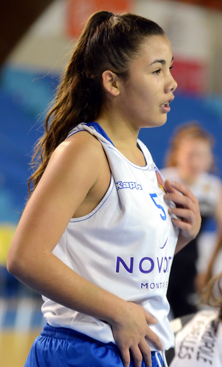 Alicia_Sans_Ballon_F